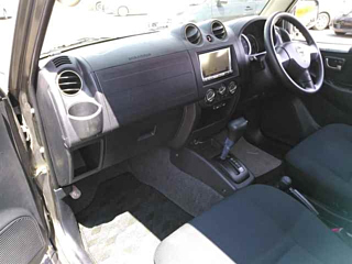 NISSAN KIX 2008