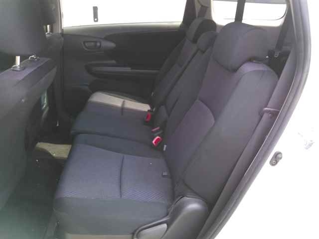 TOYOTA WISH 2016