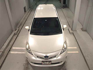 TOYOTA PRIUS ALPHA 2014