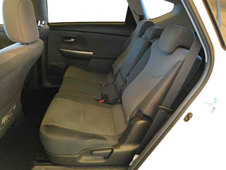 TOYOTA PRIUS ALPHA 2014