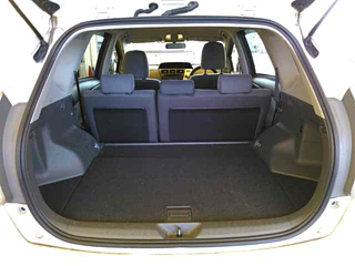 TOYOTA PRIUS ALPHA 2014