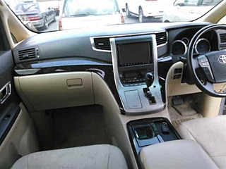 TOYOTA ALPHARD 2012