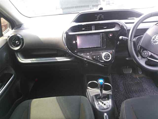 TOYOTA AQUA 2020