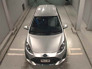 TOYOTA AQUA 2020