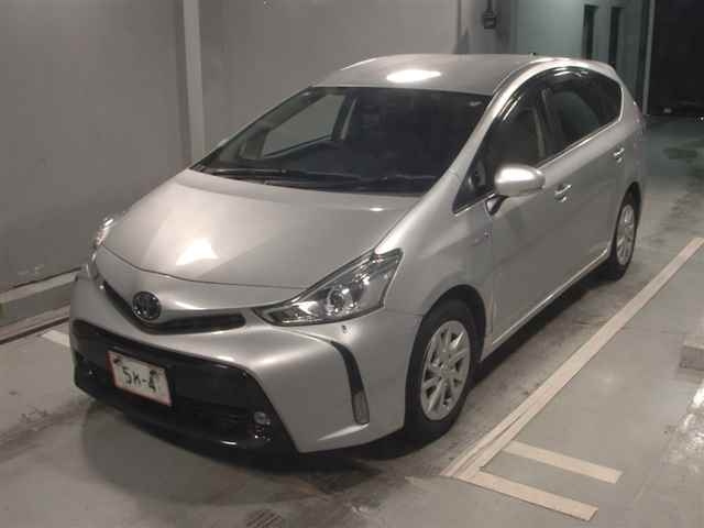 TOYOTA PRIUS ALPHA 2019