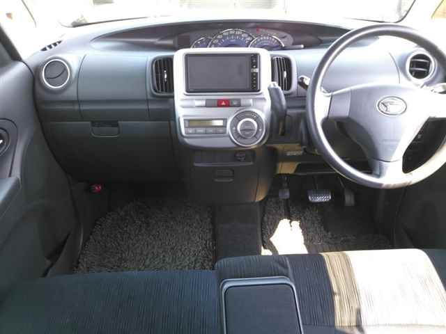 DAIHATSU TANTO 2012
