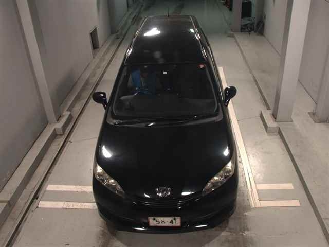 TOYOTA WISH 2010