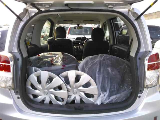 TOYOTA SPADE 2014