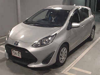 TOYOTA AQUA 2018