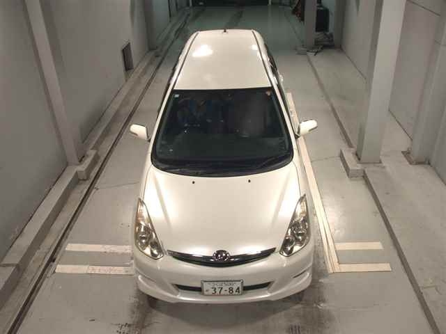 TOYOTA WISH 2008
