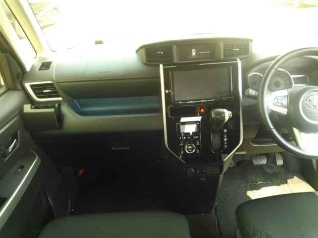TOYOTA ROOMY 2016