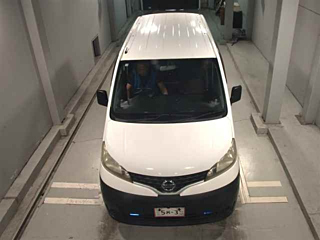 NISSAN NV200 2013