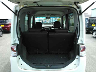 DAIHATSU TANTO 2010