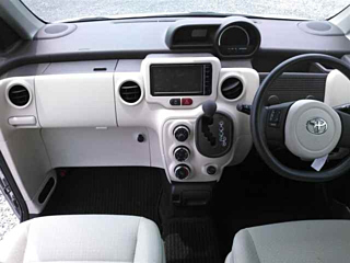 TOYOTA SPADE 2016
