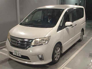 NISSAN SERENA 2011