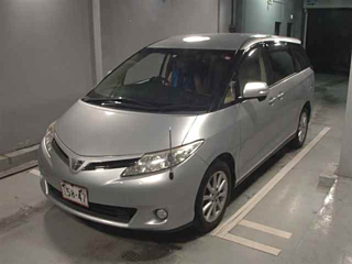 TOYOTA ESTIMA 2013