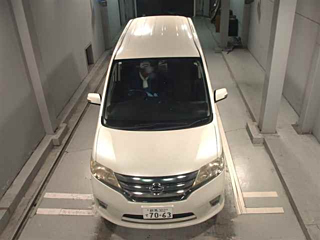 NISSAN SERENA 2011