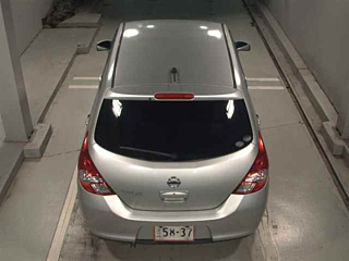 NISSAN TIIDA 2010