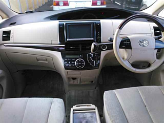 TOYOTA ESTIMA 2013