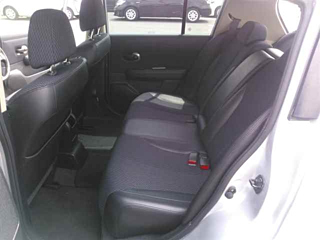 NISSAN TIIDA 2010