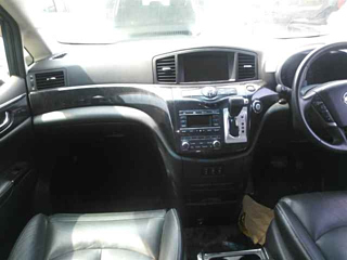 NISSAN ELGRAND 2010