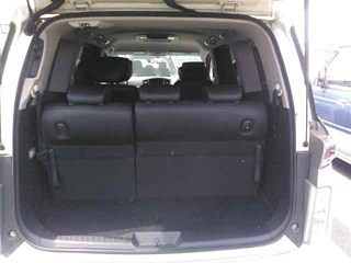 NISSAN ELGRAND 2010