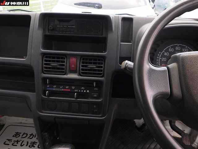 NISSAN CLIPPER TRUCK 2016