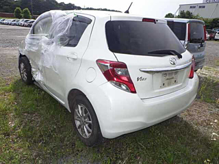 TOYOTA VITZ 2014