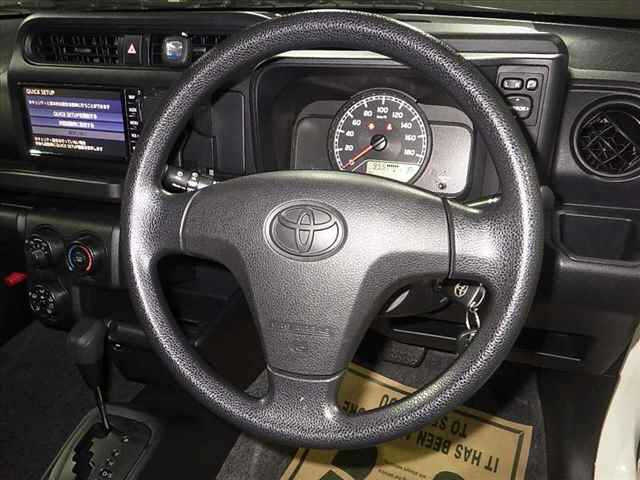 TOYOTA PROBOX 2022