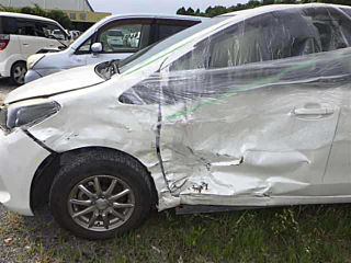 TOYOTA VITZ 2014