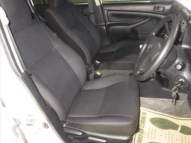 TOYOTA PROBOX 2022