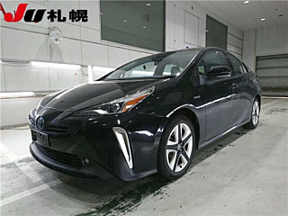 TOYOTA PRIUS 2019