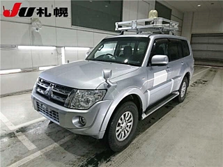 MITSUBISHI PAJERO 2013