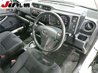 TOYOTA SUCCEED 2018