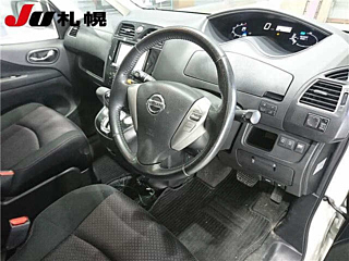 NISSAN SERENA 2012