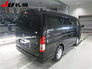 TOYOTA HIACE 2018