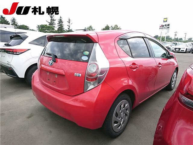 TOYOTA AQUA 2012