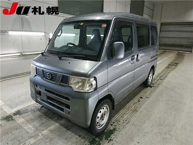 NISSAN CLIPPER VAN 2013