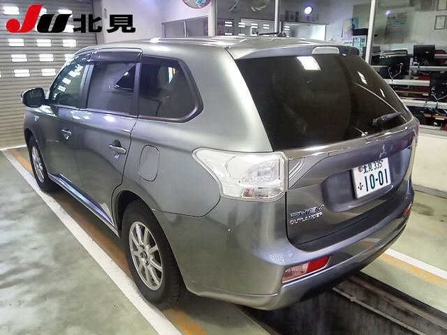 MITSUBISHI OUTLANDER PHEV 2014
