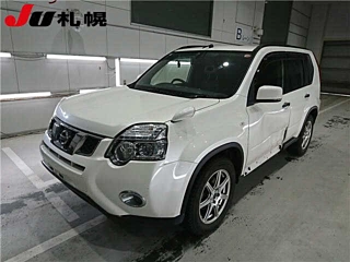 NISSAN X-TRAIL 2013