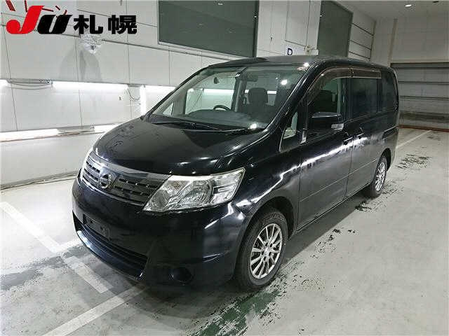 NISSAN SERENA 2010