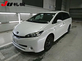TOYOTA WISH 2010