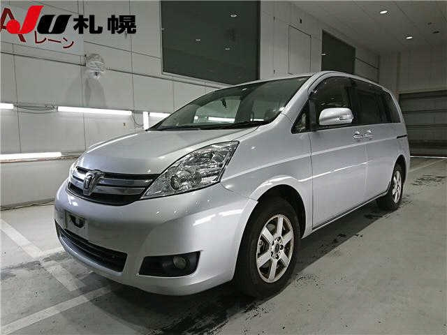 TOYOTA ISIS 2013