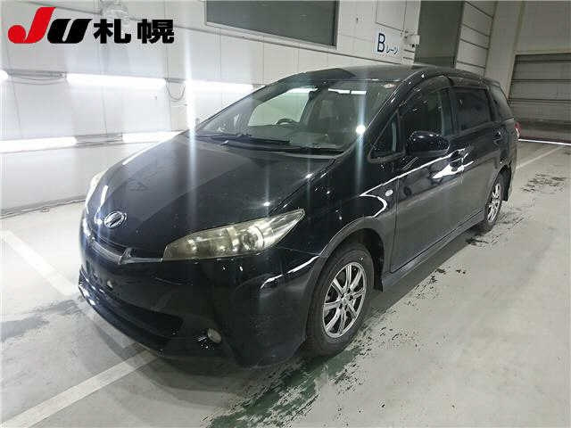 TOYOTA WISH 2010
