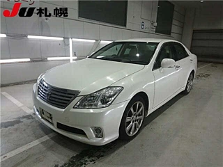 TOYOTA CROWN 2010