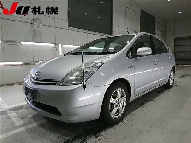 TOYOTA PRIUS 2010