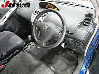 TOYOTA VITZ 2008