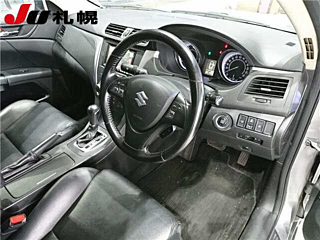SUZUKI KIZASHI 2010