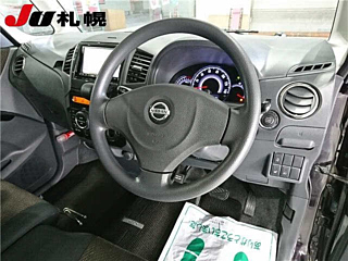 NISSAN ROOX 2012