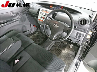 DAIHATSU TANTO 2009